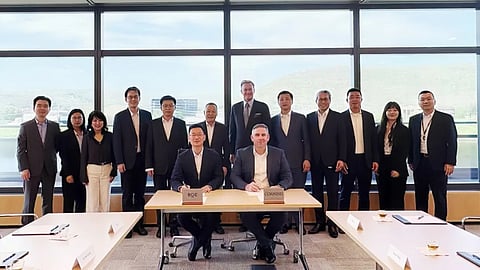 BOE Partners with Corning on Perovskite Glass Substrates
