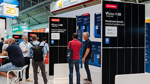 Trinasolar presented its latest i-TOPCon Ultra-based Vertex module portfolio for utility, rooftop, and application-specific PV applications at Intersolar Europe 2026. 