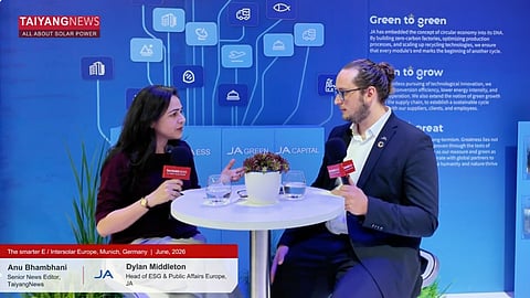 Anu Bhambhani (left), Senior News Editor at TaiyangNews, interviews Dylan Middleton (right), Head of ESG and Public Affairs Europe at JA, at Intersolar Europe 2026. 
