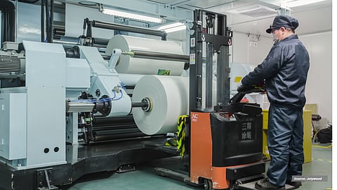 Polymer Evolution: Encapsulation films have evolved from simple protective layers into engineered materials that balance module reliability, electrical insulation, moisture resistance, manufacturability, and cost.