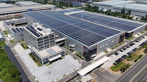 UtmoLight Connects 6.7 MW Perovskite Rooftop Project.