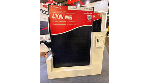 Suntech's 470 W full-black Ultra T 3.0 module combines quarter-cut TOPCon cells with an anti-glare design for sites where reflected light is a concern. 
