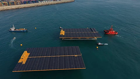 Built at the San Enrique shipyard in Vigo, the Paiporta and Catarroja platforms each support a 500 kW floating solar installation. 