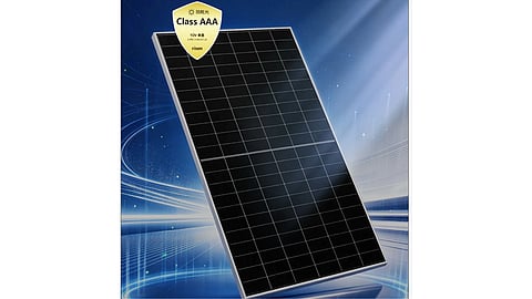 Risen Energy's new 730 W Hyper-ion HJT module combines anti-glare glass and cell-level reflection control and has received TÜV Rheinland AAA-class anti-glare certification. 