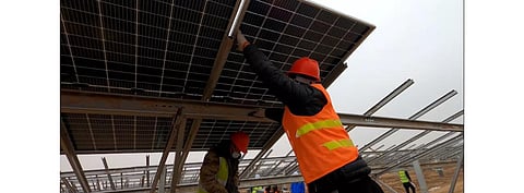 Through its US based subsidiary LONGi Solar Technology, Chinese vertically integrated LONGi Group has claimed a 500 MW supply order for its bifacial monocrystalline modules to be delivered over the next 2 years. Pictured are LONGi’s Hi-MO 5 solar modules. (Photo Credit: LONGi Solar)