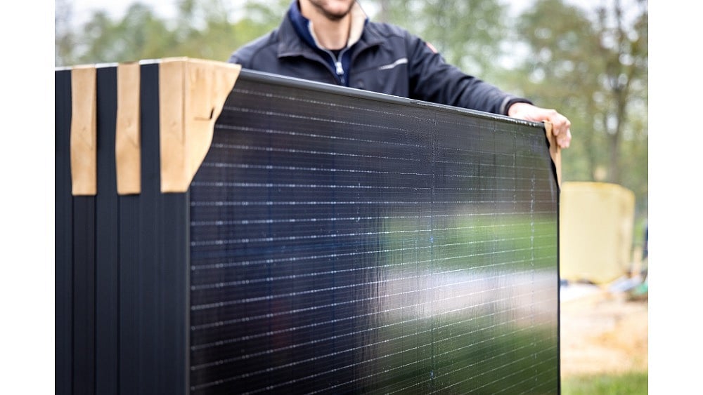 51 GW: World’s Largest Ever Solar Module & Inverter Bid