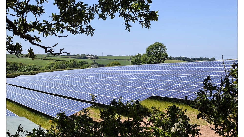 Elgin Raises £500 Million To Boost UK Solar, Storage