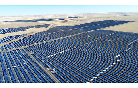 Canada Installed 1 GW Wind & Solar In 2021