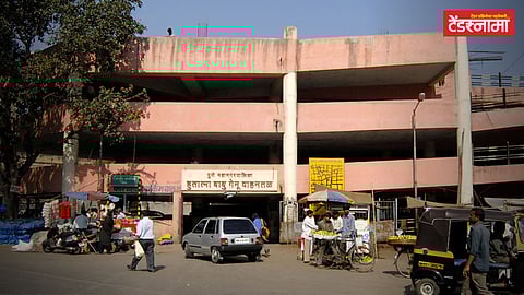 Parking Plaza