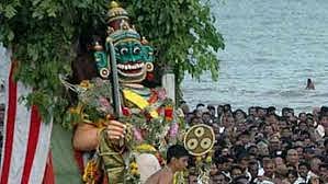 Lord Muruga sword of victory in his hand to defeat the demon Padmasura