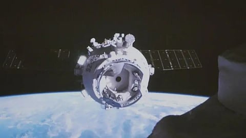 Chinas Shenzhou-22 Launched to Tiangong Space Station to Rescue Chinese Astronaut Stuck in Space Successfully Docked Latest News in Tamil