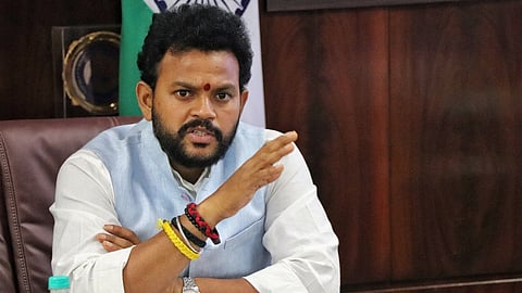 Civil Aviation Minister Kinjarapu Ram Mohan Naidu Reaction on IndiGo Flight Cancelled Issue Will Take Action