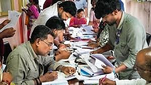 SIR Draft Voters List 58.8 lakh voters in West Bengal deleted, they have been given time till January 15 to request corrections