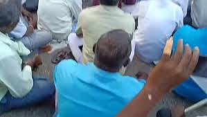 shocking death of part-time teacher involved in the protest in Chennai by consuming poison
