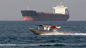 Iran closure Strait of Hormuz due to war has led global shortage of crude oil and risk of economic collapse