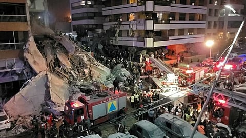 Israel launches heavy attacks on Lebanon: 89 dead; 700 critically injured.
