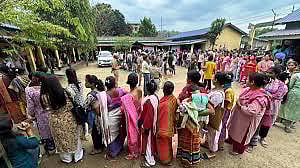 high voter turnout in the Kerala and Assam assembly elections raises the question of who benefits