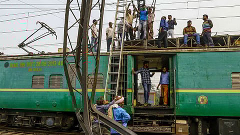 Drastic Staff Reduction in Indian Railways: Order Issued to Eliminate Over 29,600 Posts