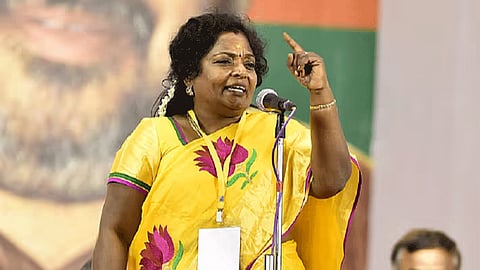 Tamilisai asks Chief Minister Vijay to take action on wartime basis
