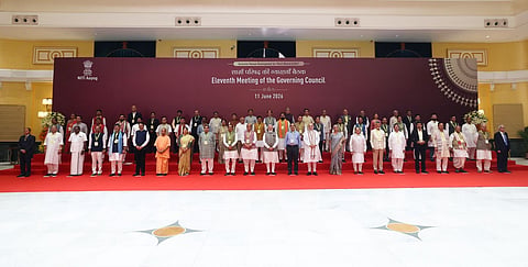 PM Modi held discussions with  Chief Ministers regarding employment, skill development  at  NITI Aayog meeting