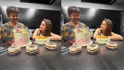 Chief Minister Vijay's Birthday: Controversy Erupts Over Photo Shared by Trisha! What Is the Secret Behind It?