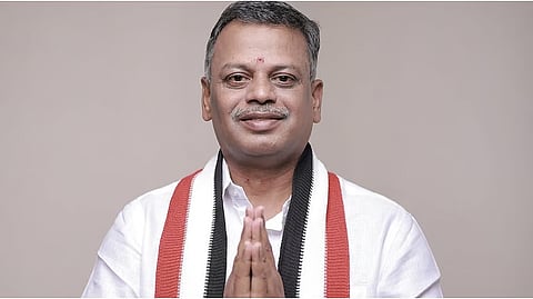 Trichy East: Candidate who contested against Vijay joins TVK.

