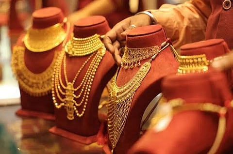 Gold and silver prices have surged sharply today, shocking the public