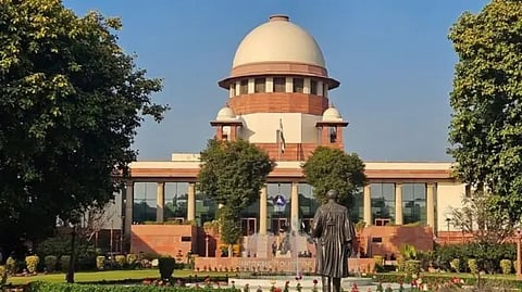 Delhi Cockroach Protest: Cannot be heard as an urgent matter; Supreme Court refuses.