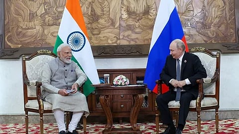 PM Modi meets Russian president vldmir putin on sco meetup both had a bilateral talks on nations issues