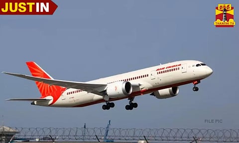 அமெரிக்காவில் இருந்து டெல்லிக்கு வந்த விமானம் திடீர் தரையிறக்கம்