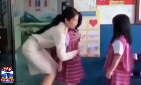 இணையத்தில் பலரை ரசிக்க வைத்த வீடியோ