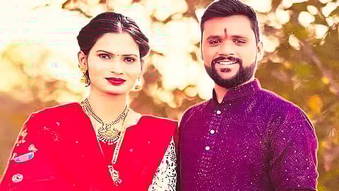 Prof. Pallavi (L) and Chirag Chandrashekhar Shelke (R)