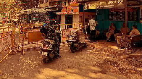 Heavy Police Security Outside Rahul Solapurkar’s Residence in Kothrud
