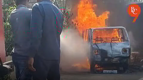 Indapur News: Domestic LPG Used Illegally in Vehicles at Palsadev