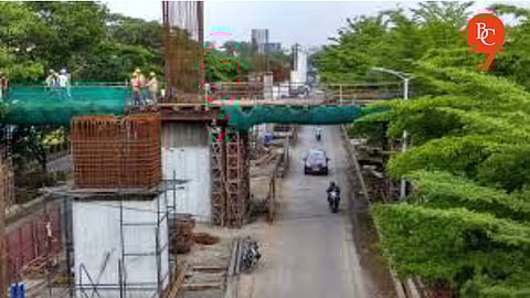 Bhide Bridge is closed due to construction work