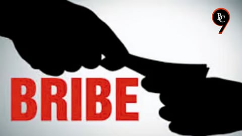 Police Constable Suspended for Asking Bribe