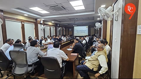 Municipal Commissioner Vows to Tackle Pune’s Garbage Crisis with ‘Clean Pune Campaign’