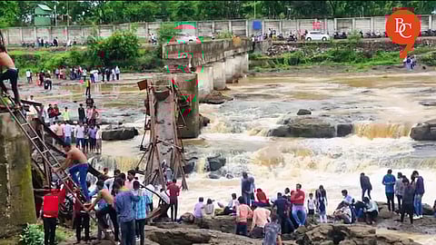 a 33-year-old iron bridge over the Indrayani River collapsed under the weight of an overcrowded tourist gathering