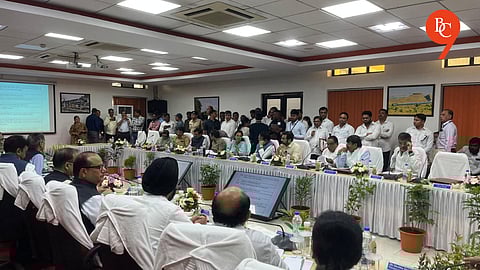 MPs Push for Better Rail Services in Pune and Solapur