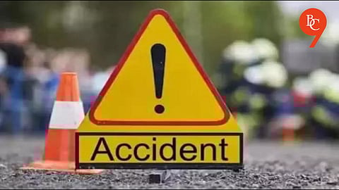 Youth Dies After High-Speed Crash on Karve Road Flyover