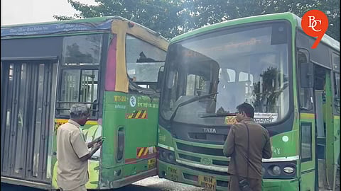 PMPML Buses Collide in Pune