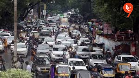 Pune Chokes in Traffic Jams on Raksha Bandhan as Festival Rush Meets Industrial Load