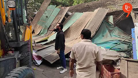 Illegal Constructions Demolished on Somnathnagar–Vadgaon Sheri Road in Pune