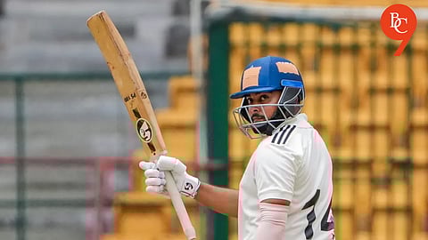 Prithvi Shaw scoring a century on Maharashtra debut