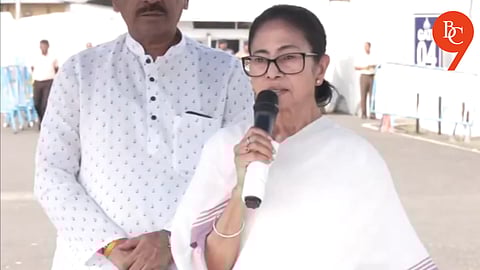 "Girls Should Not Be Allowed to Go Out at Night," Says Mamata Banerjee on Durgapur Rape Case