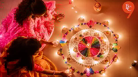 Happy Diwali 2025: 50+ Best Wishes, Quotes, Greetings & Status Messages for WhatsApp and Facebook