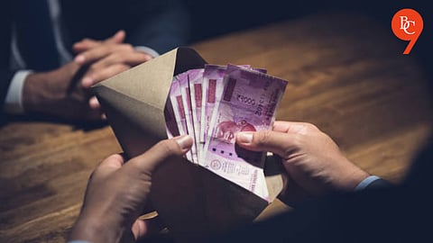 Pune: Police Sub-Inspector Held for Accepting ₹46 Lakh Bribe; Demanded ₹2 Crore to Help Accused