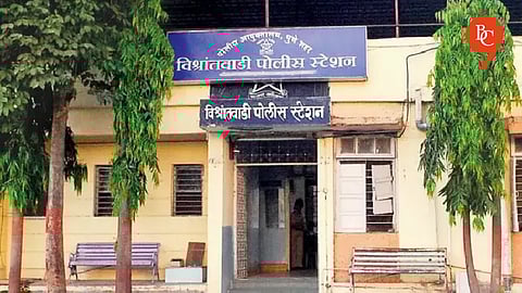 Pune: Suspected Gelatin Sticks Found in Tingarenagar; Two Labourers Detained