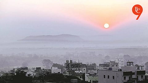 Pune Weather: Cold Wave Returns to Pune After 10 Days; Recorded 9.8°C