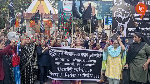 Residents of Lokmanyanagar Protest as Redevelopment Deadlock Continues